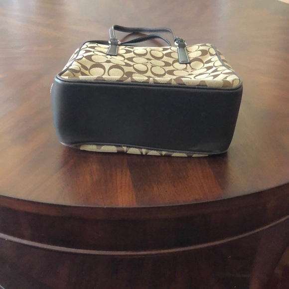 Coach shoulder bag - Picture 2 of 6